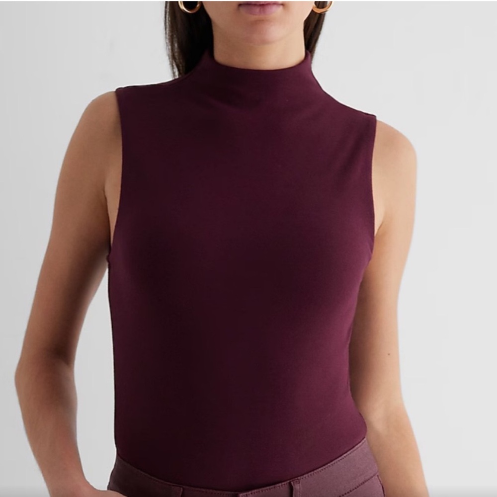 Express Body Contour Cozy Mock Neck Sleeveless Bodysuit